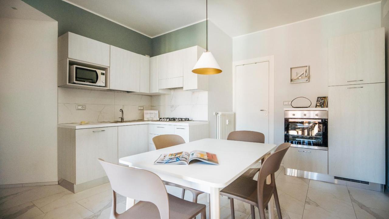 Maison Olga - Incantevole Nuovo Trilocale Vista Mare Con Parcheggio Borghetto Santo Spirito Luaran gambar