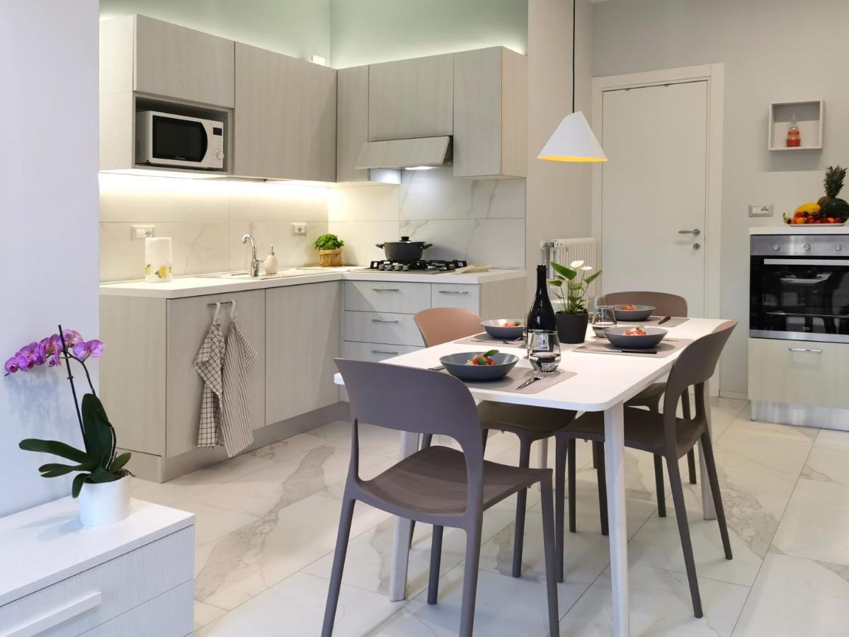 Maison Olga - Incantevole Nuovo Trilocale Vista Mare Con Parcheggio Borghetto Santo Spirito Luaran gambar